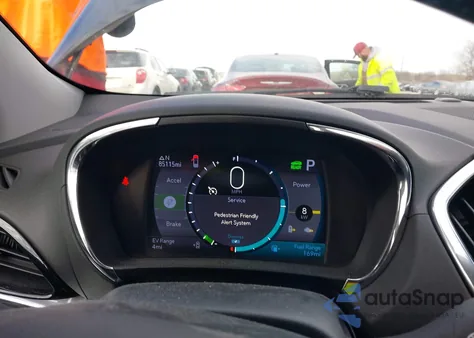2019 Chevrolet Volt Premier z USA, uszkodzony, nr VIN 1G1RB6S58KU106729